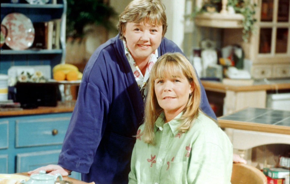 Pauline Quirke and Linda Robson in the TV Programme "Birds of a Feather".