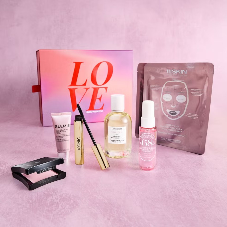 Lookfantastic beauty gift set.