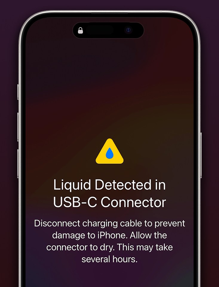 iPhone screen showing liquid detected in USB-C connector.