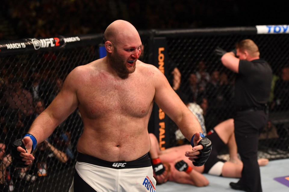 Ben Rothwell celebrating a UFC victory.