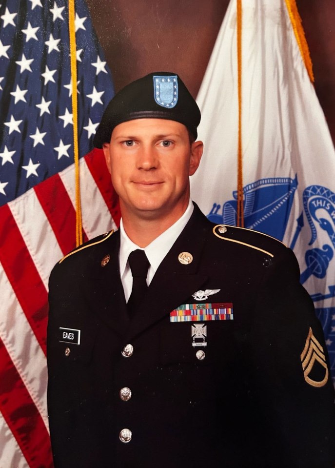 Portrait of Andrew Eaves in military uniform.