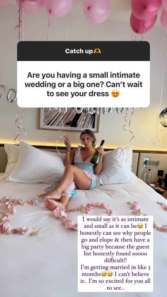 Dani Dyer announces her small, intimate wedding in five months.