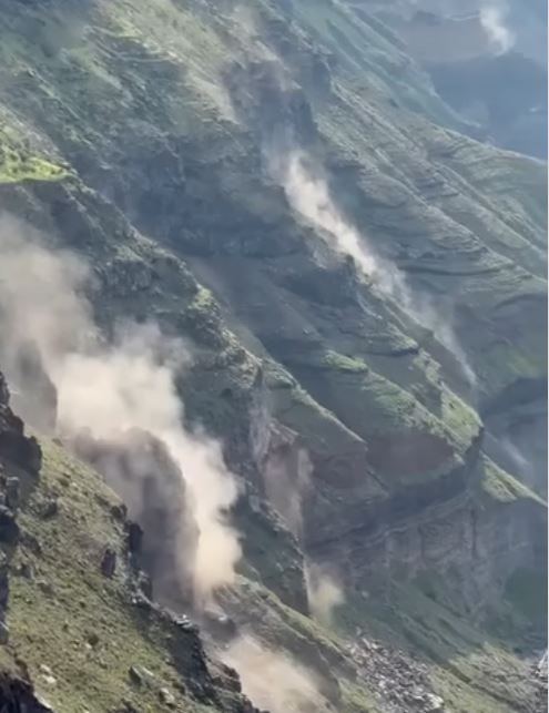 Landslides in Santorini after continuous tremors.