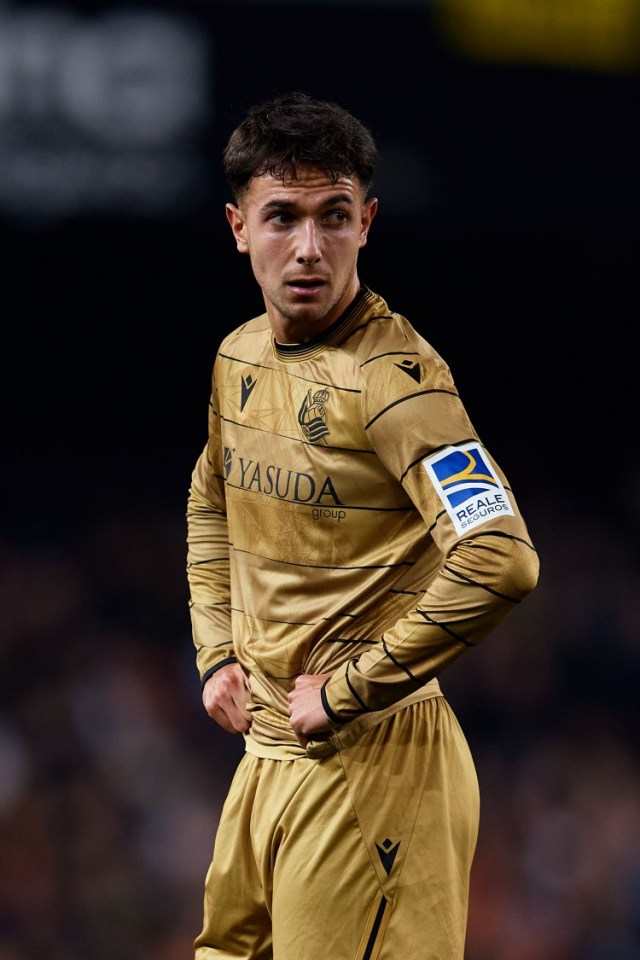 Mandatory Credit: Photo by David Aliaga/NurPhoto/REX/Shutterstock (15108651ad) Martin Zubimendi of Real Sociedad looks on during the LaLiga EA Sports match between Valencia CF and Real Sociedad at Mestalla Stadium in Valencia, Spain, on January 19, 2025. Valencia CF V Real Sociedad - La Liga EA Sports, Spain - 20 Jan 2025