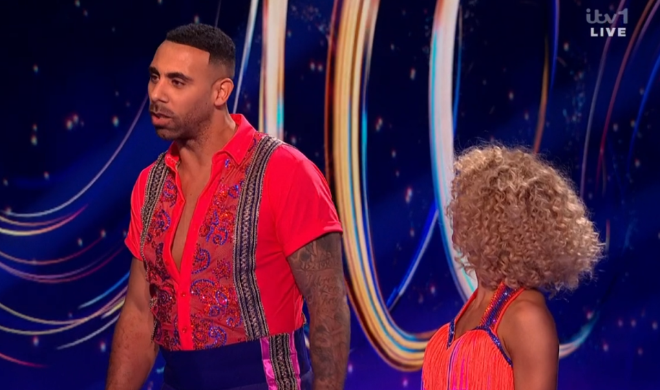 Screenshot of two dancers on a television show.