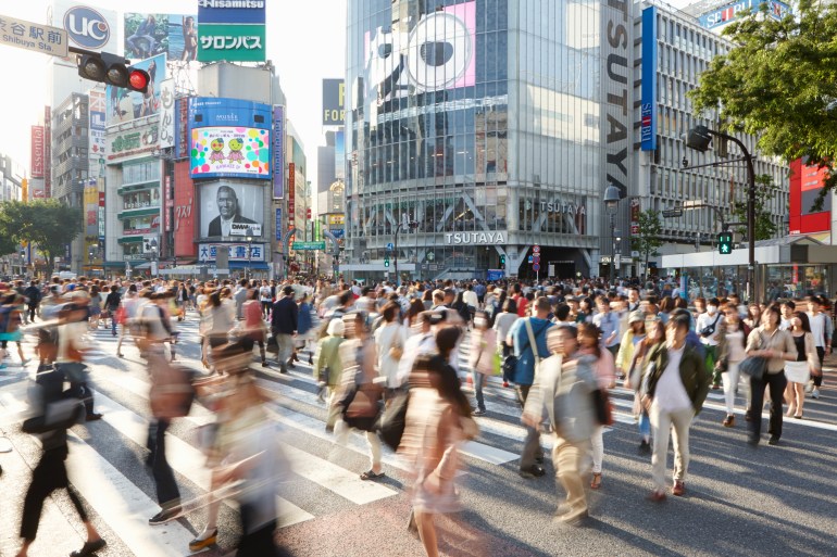 Shibuya scramble crossing, Shibuya, Tokyo, Japan