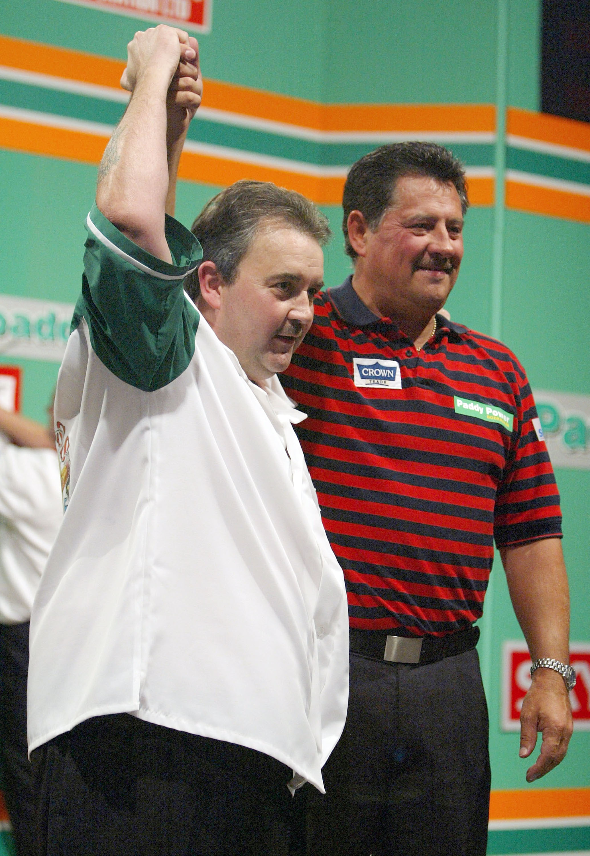 Priestley threw the first darts of the new WDC and beat Taylor 6-1 in the 1994 final