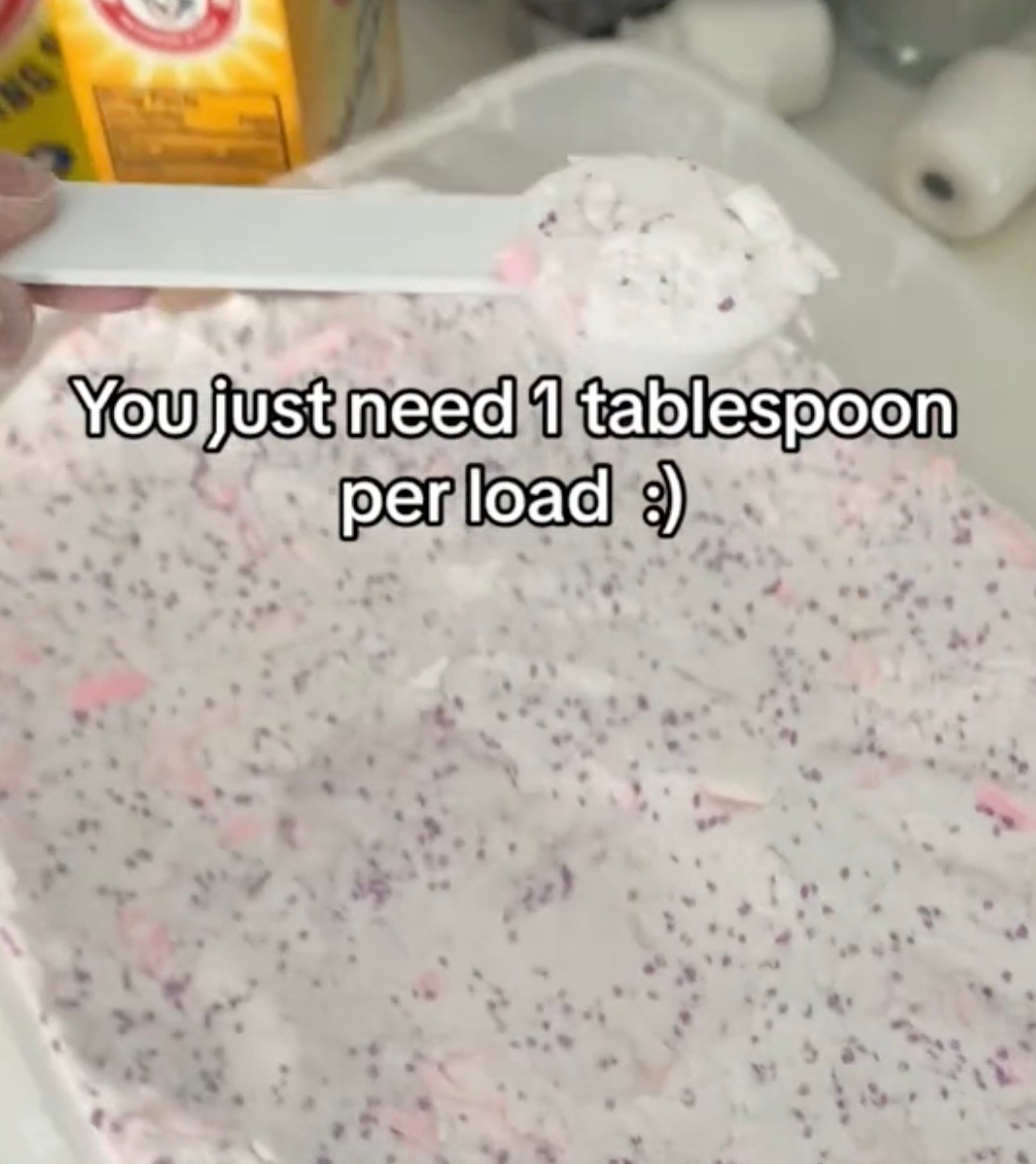 Just one tablespoon did the cleaning trick