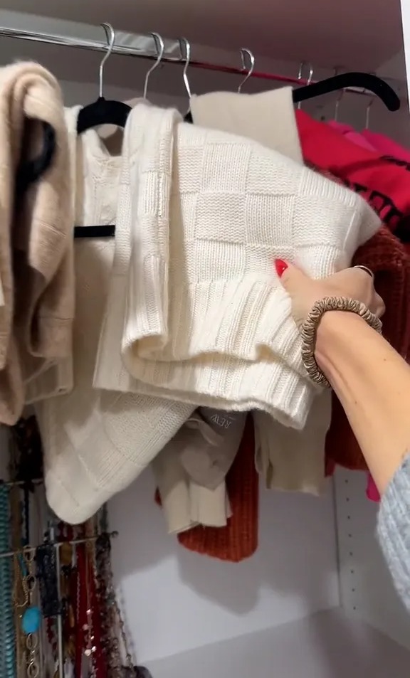 The storage method keeps sweaters in top condition