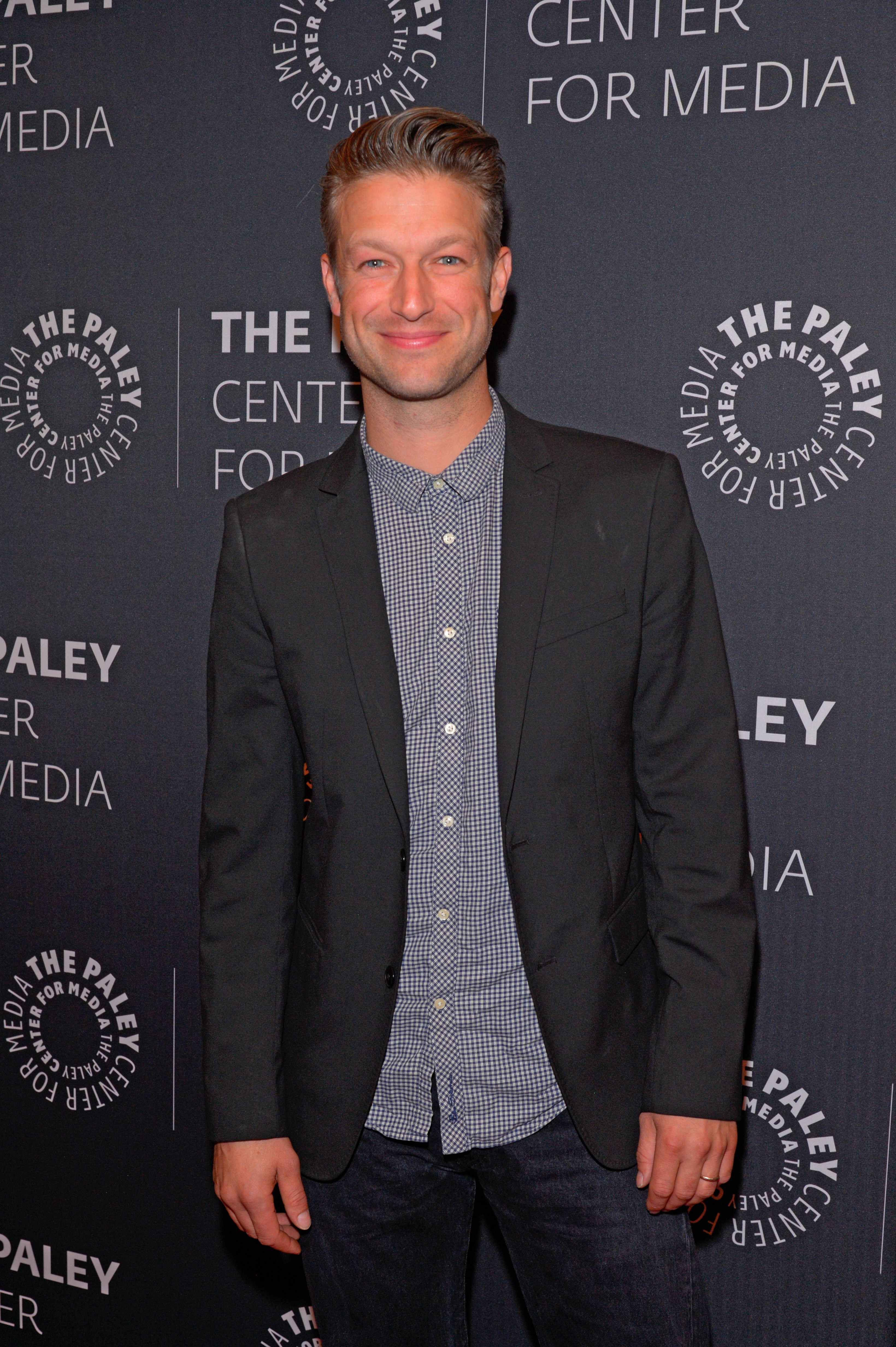 Peter Scanavino is Dominick Carisi