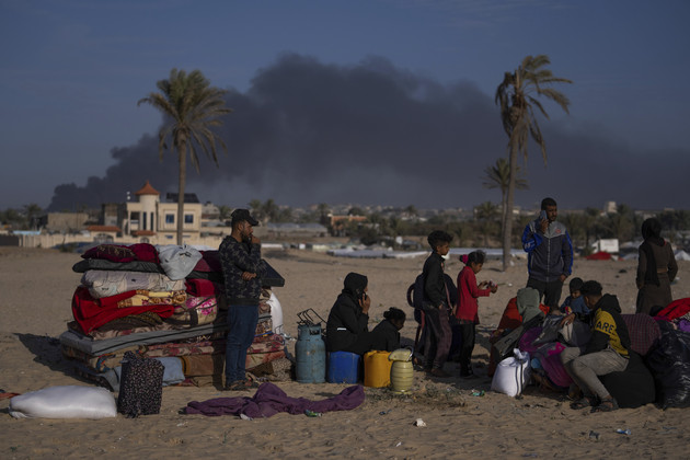 Palestinians fleeing from Khan Younis from Israeli ground and air offensive on the Gaza Strip arrive in Rafah, southern Gaza, on Jan. 22, 2024.  