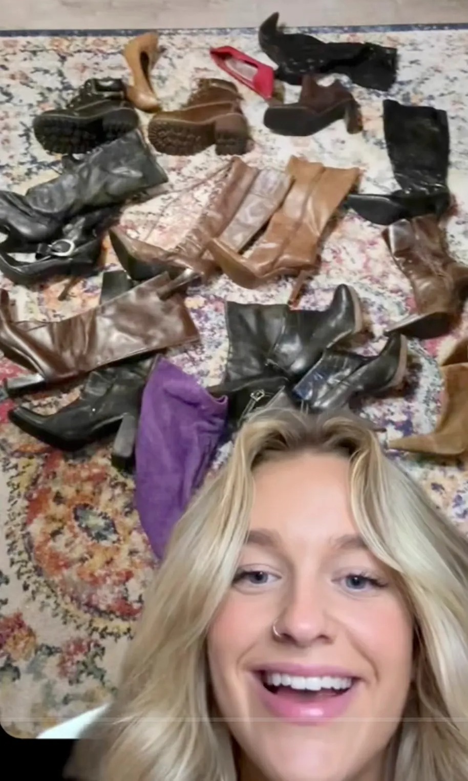 She shared various images of the woman's wardrobe, thrilled with her discovery