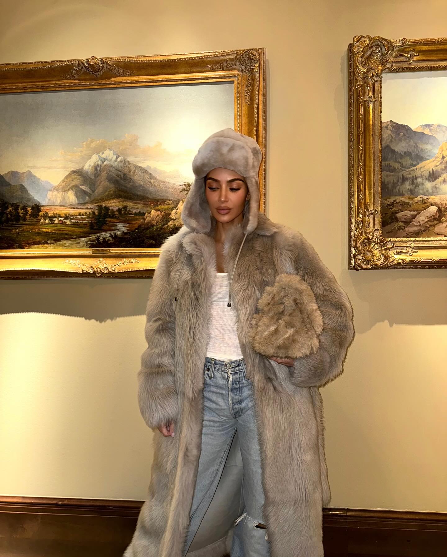 A body language expert said Kim Kardashian's recent fur fashion statement and expressionless look is straight out of Bianca Censori's signature playbook