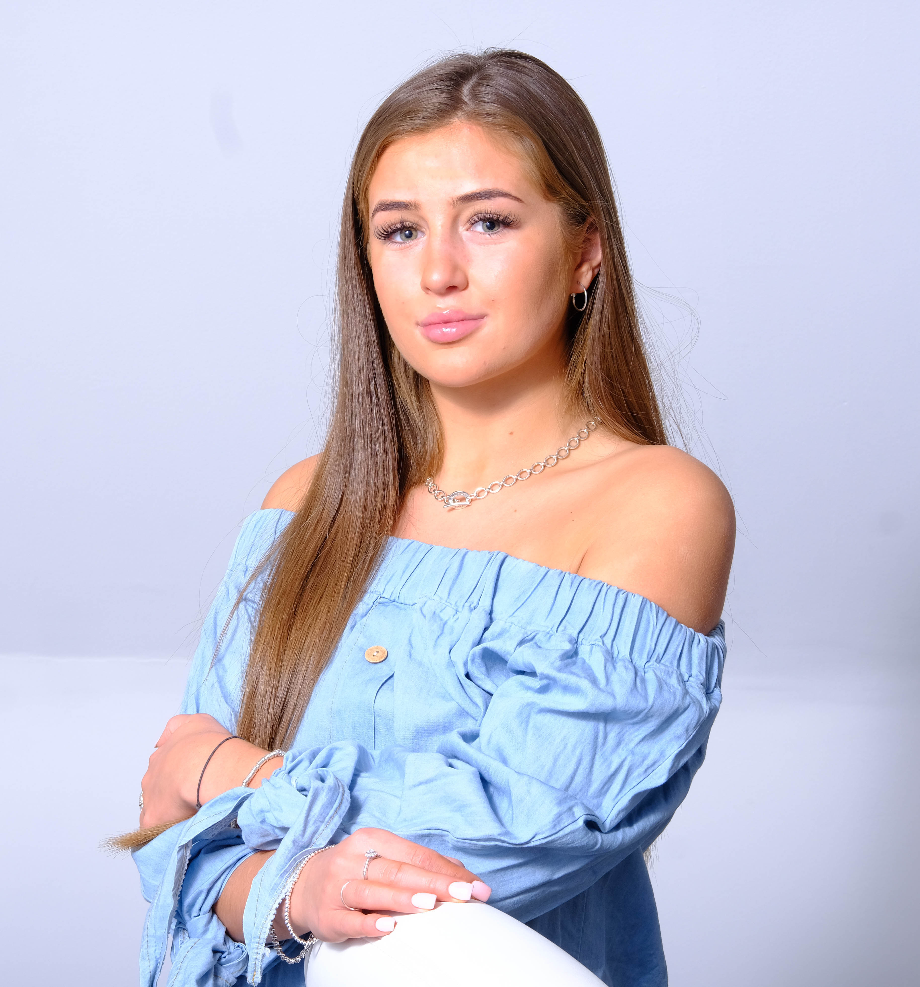 Love Island star Georgia Steel has spoken candidly about being in a 'traumatic' relationship with a conman