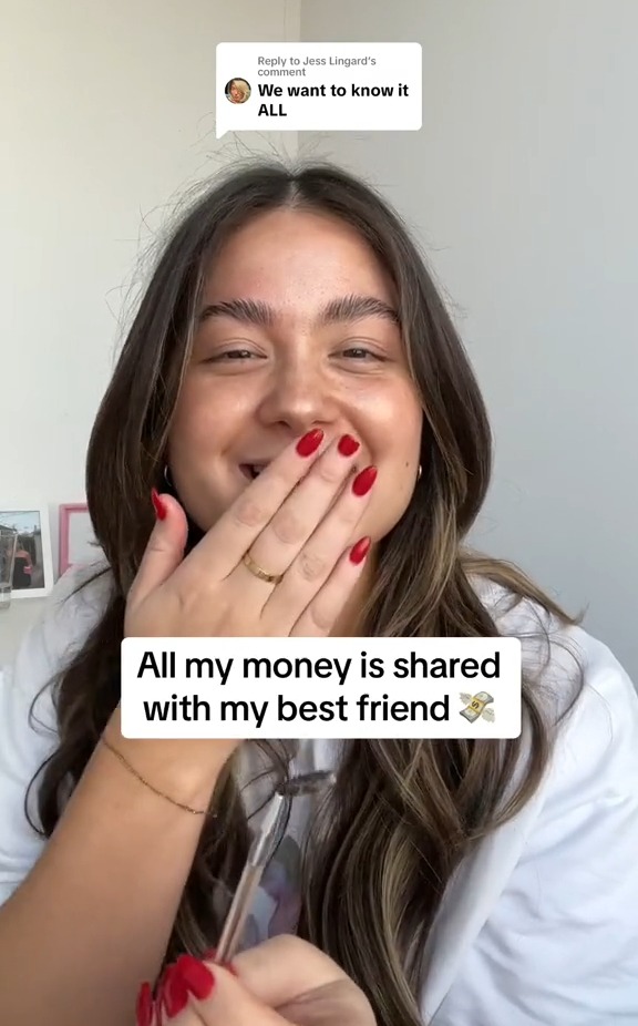Caitlin, a fashion influencer, revealed that she and her best friend share their money