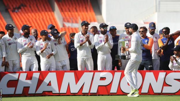 India celebrate 2021 series win