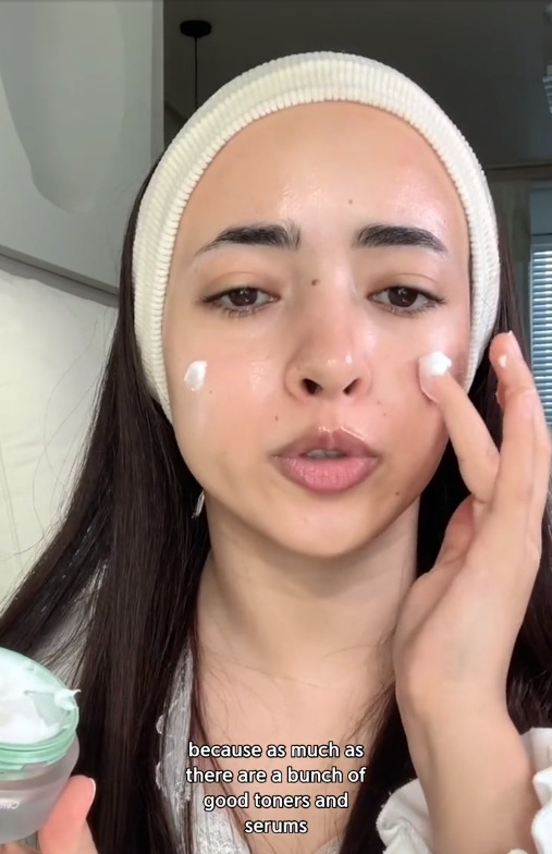 She raved about the anti-aging moisturizer that she said was 'one of the best' she's ever had