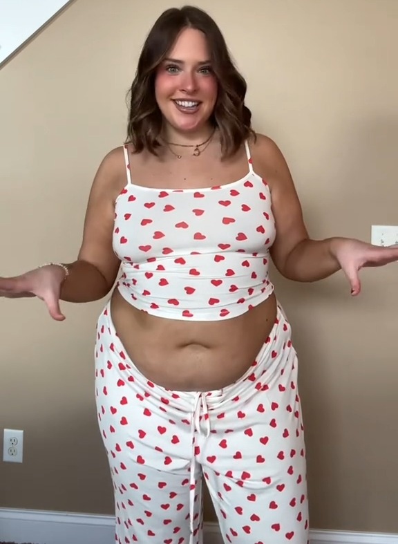 She said the pajamas showed off her belly and hip dips, but she loved the look for 'Galentine's'