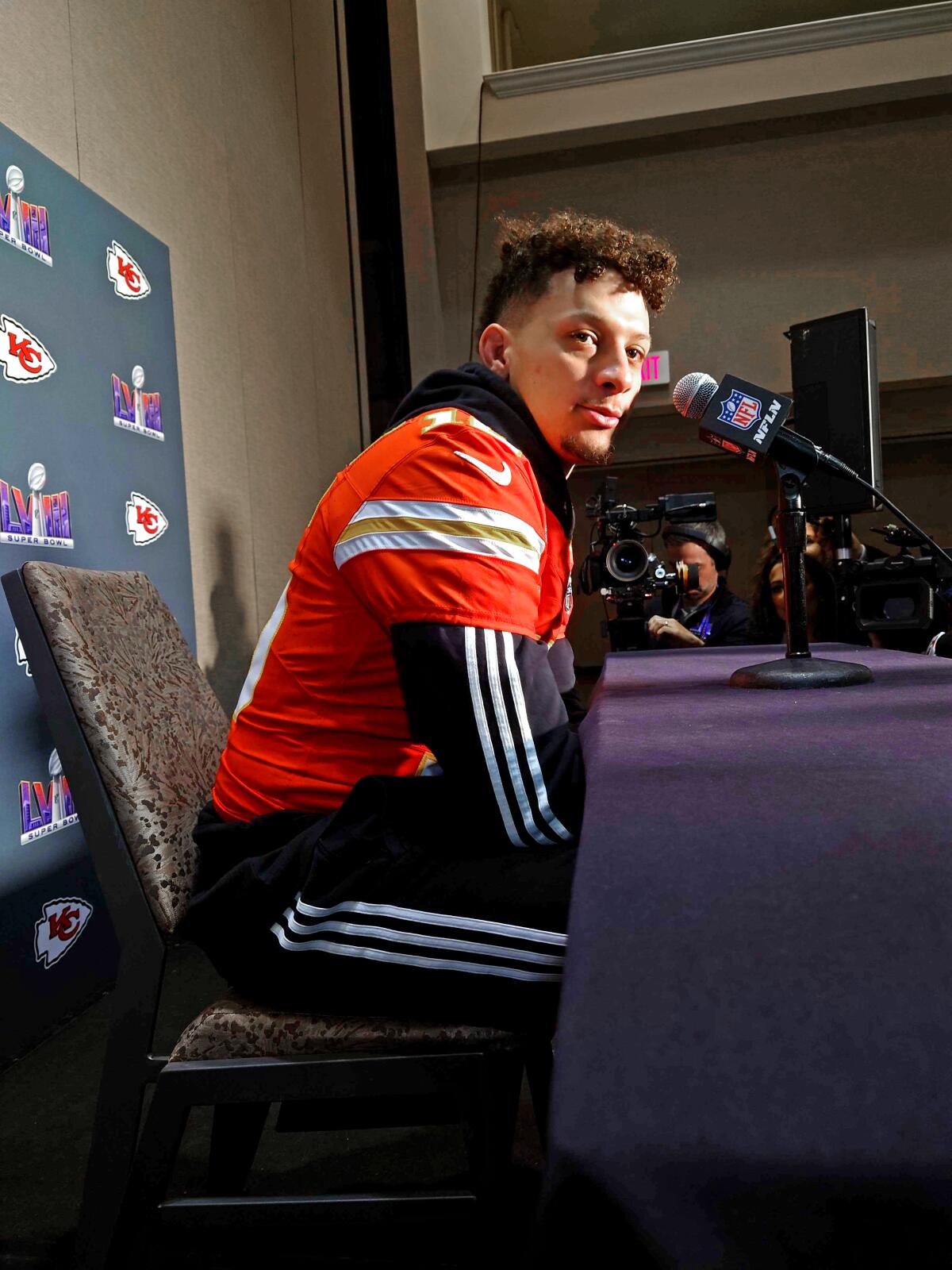 I wove through a crowd of sports reporters to get this close to Kansas City Chiefs quarterback Patrick Mahomes.