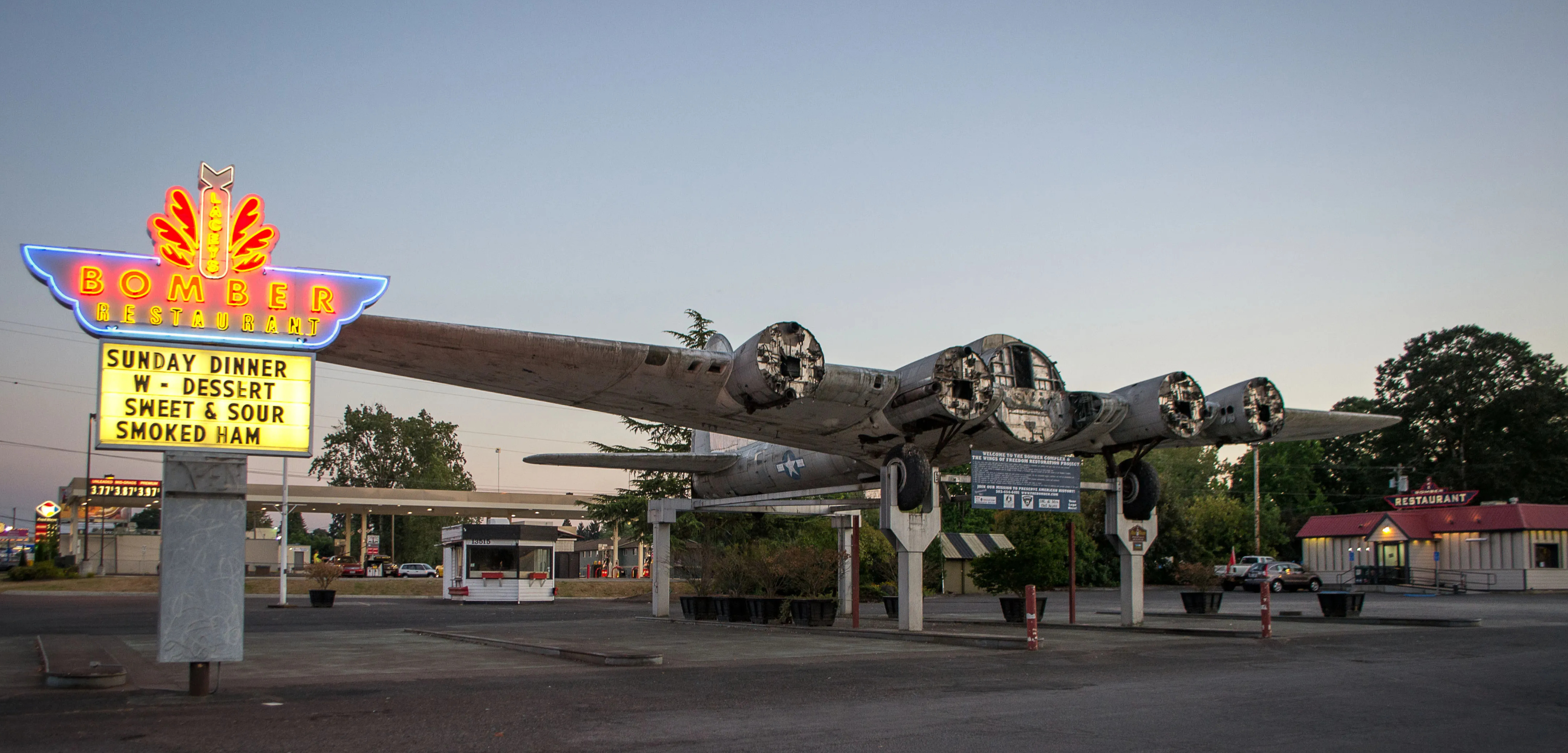 The petrol station was a huge success with locals and tourists that Art even added a restaurant and motel with the bomber theme