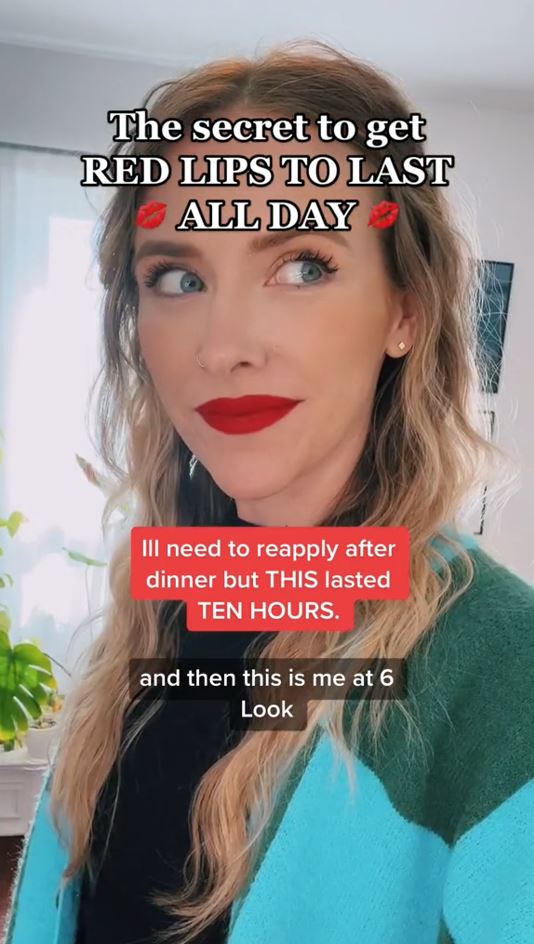 She showed off her lipstick ten hours later at 6 PM.