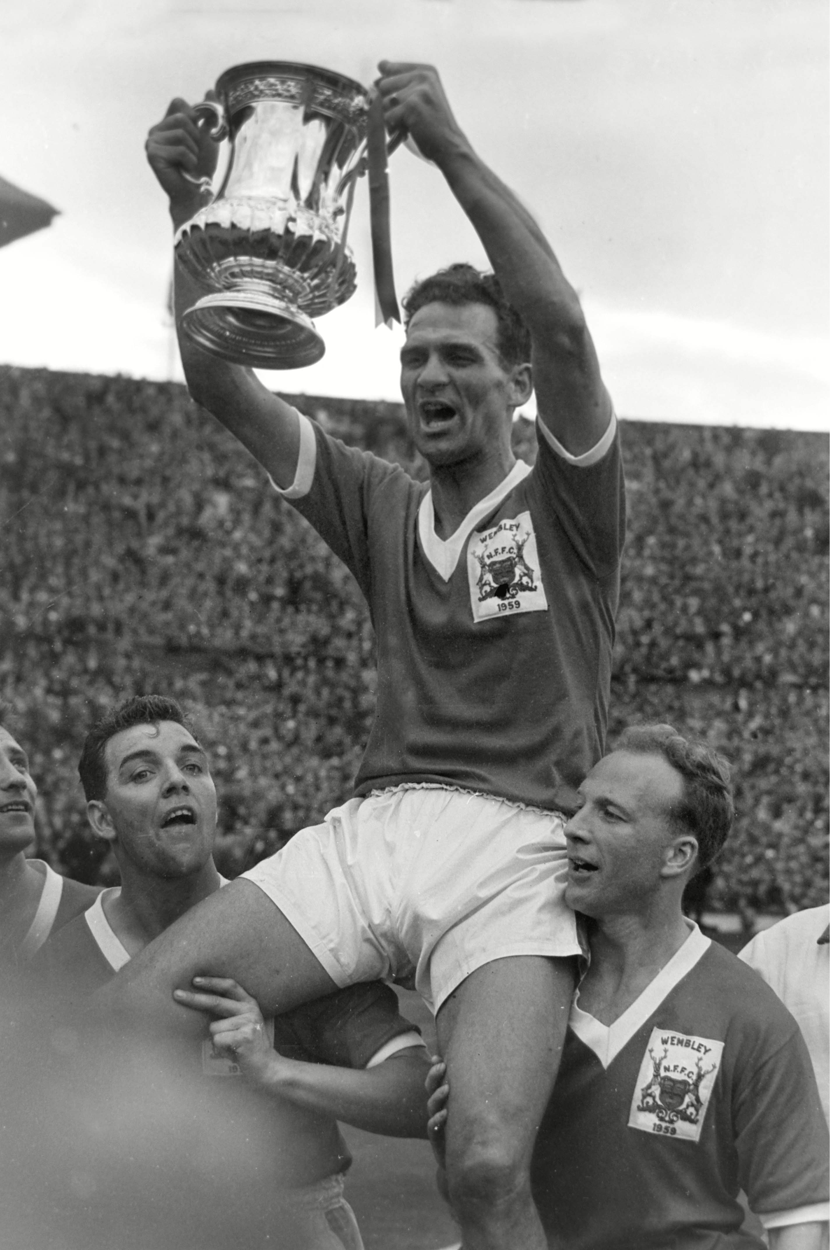 Jeff Whitefoot (bottom right) celebrates after Nottingham Forest beat Luton in the 1959 FA Cup Final