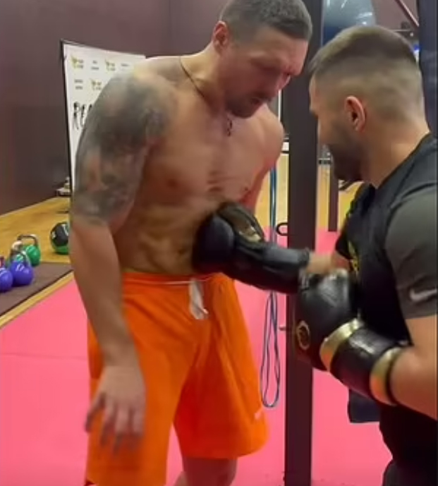 Oleksandy Usyk shared a video of him training