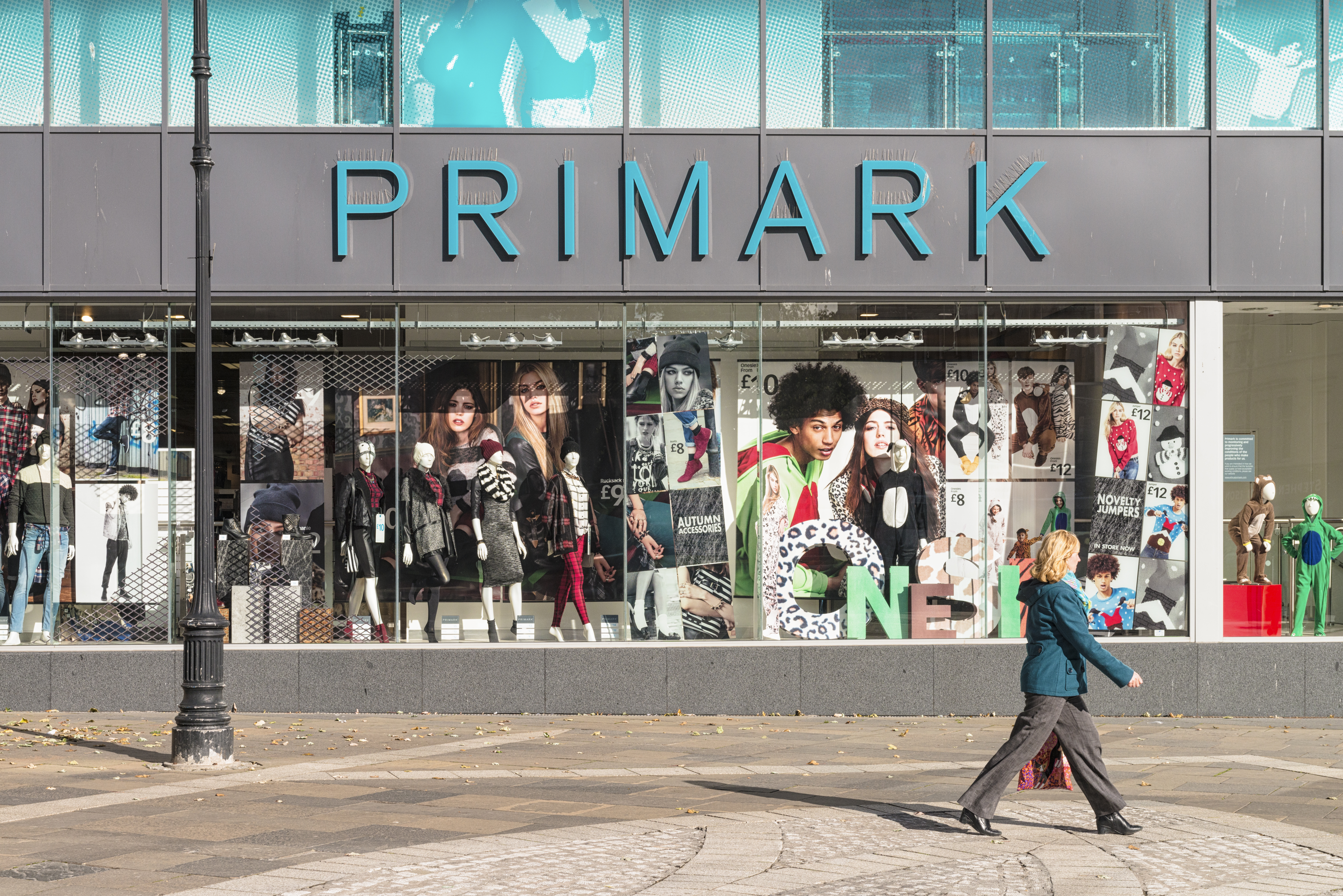 Primark is to open five new stores starting in weeks