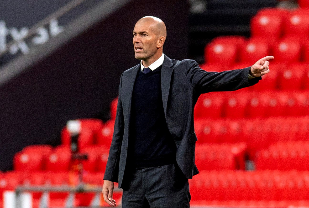 Zinedine Zidane will supposedly reject any offer to be Man Utd boss