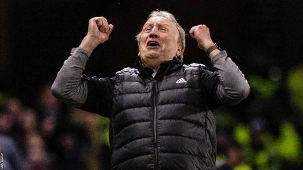 Aberdeen boss Neil Warnock