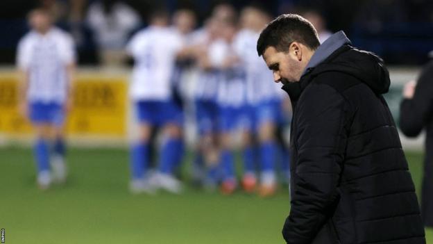 David Healy dejected