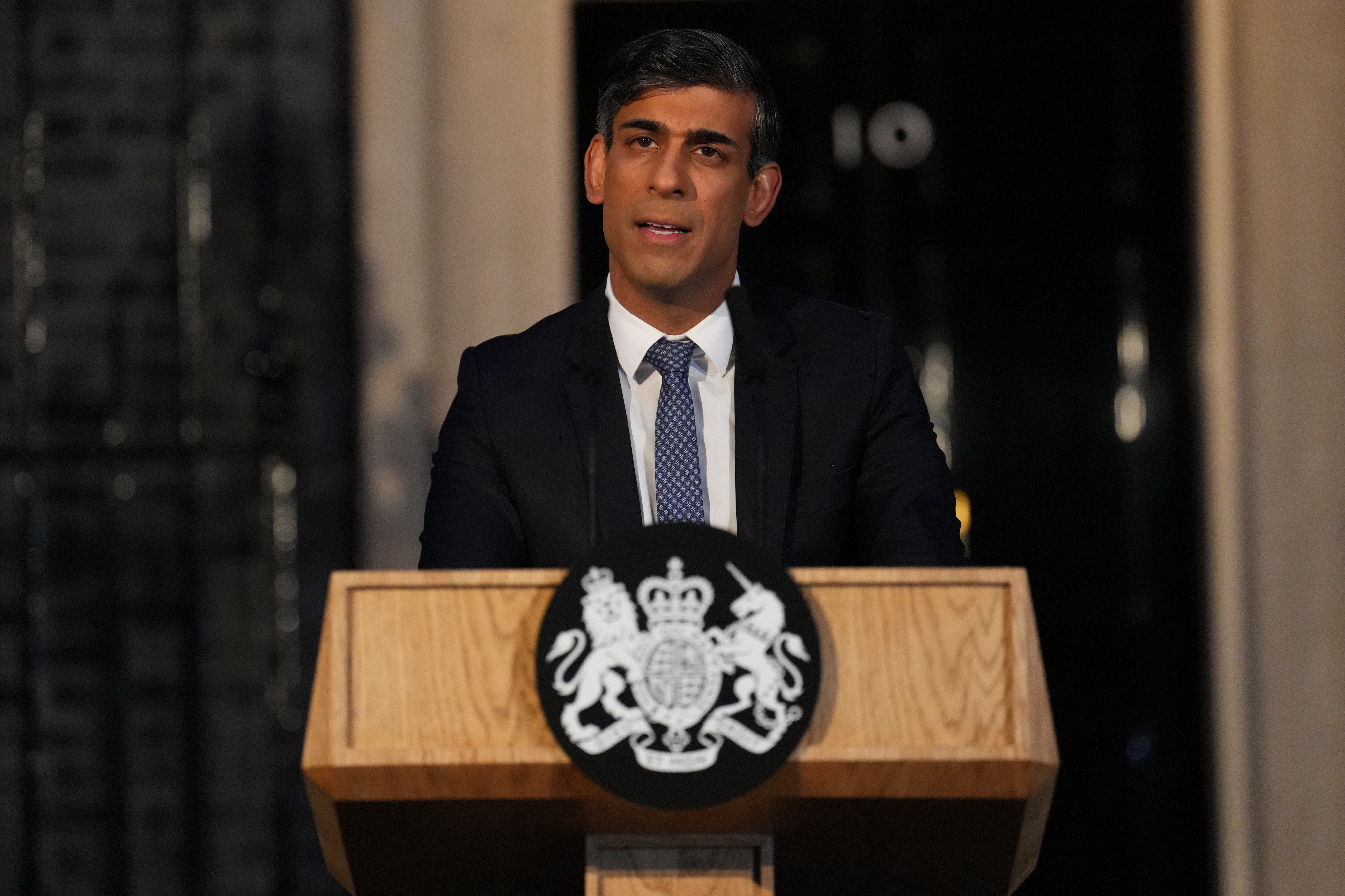 Rishi Sunak warns of extremists spread poison in a speech outside No10