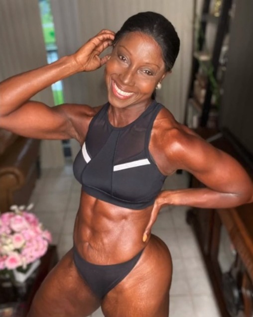 She showcases her fit physique and progress online