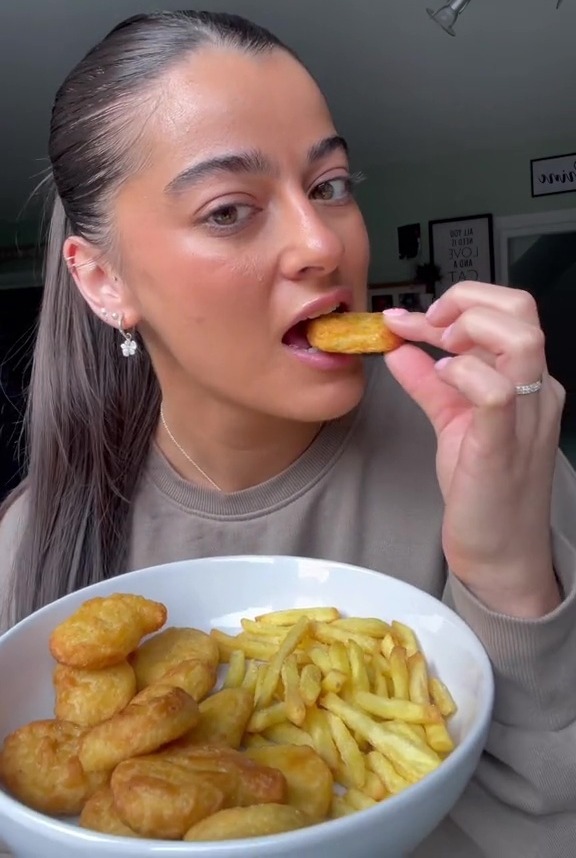 She cooked some chips too, and when she tried the nuggets, she said she wouldn't be able to tell the difference with McDonald's ones with her eyes closed