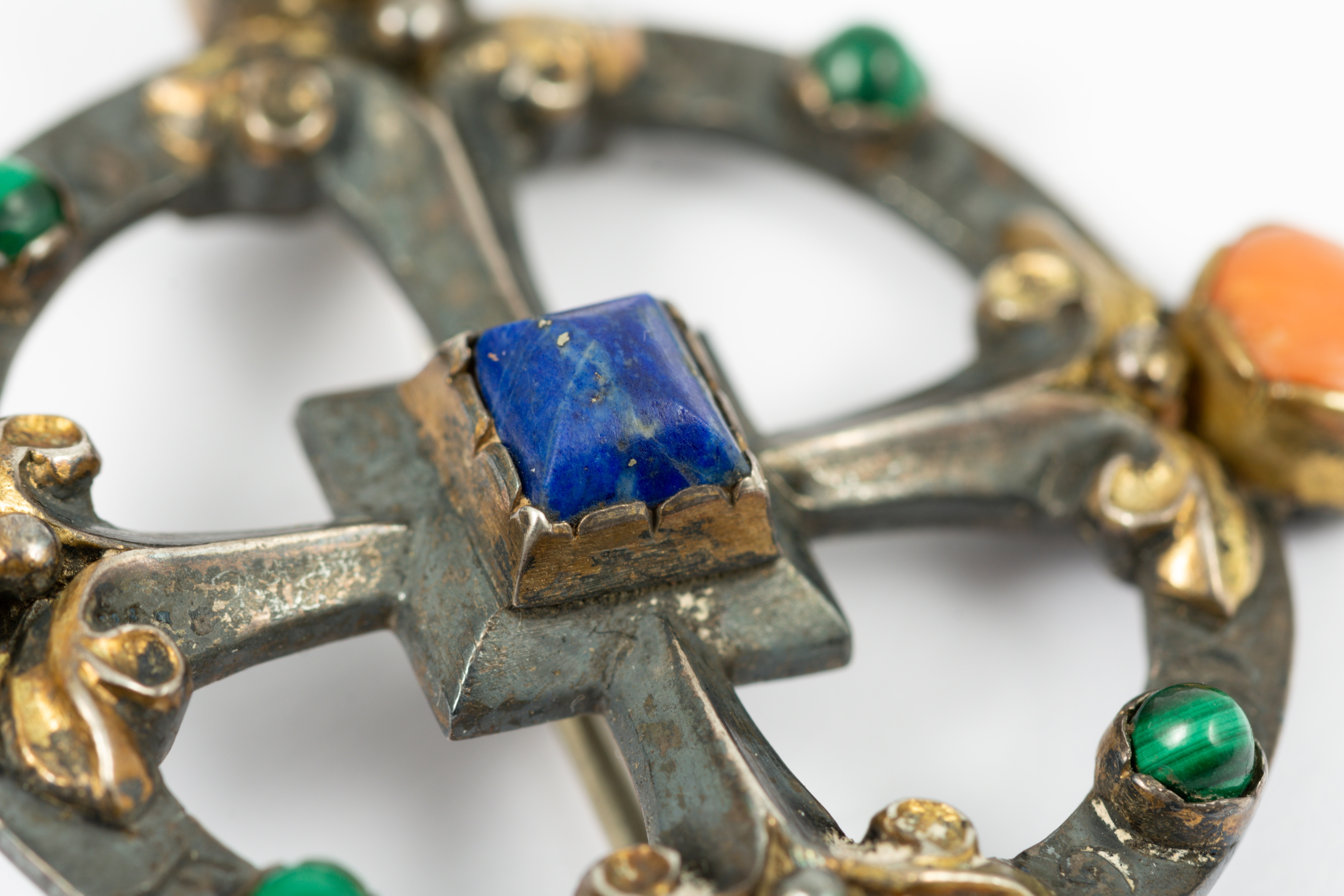 The brooch turned out to be an original by Victorian Gothic Revival architect William Burges