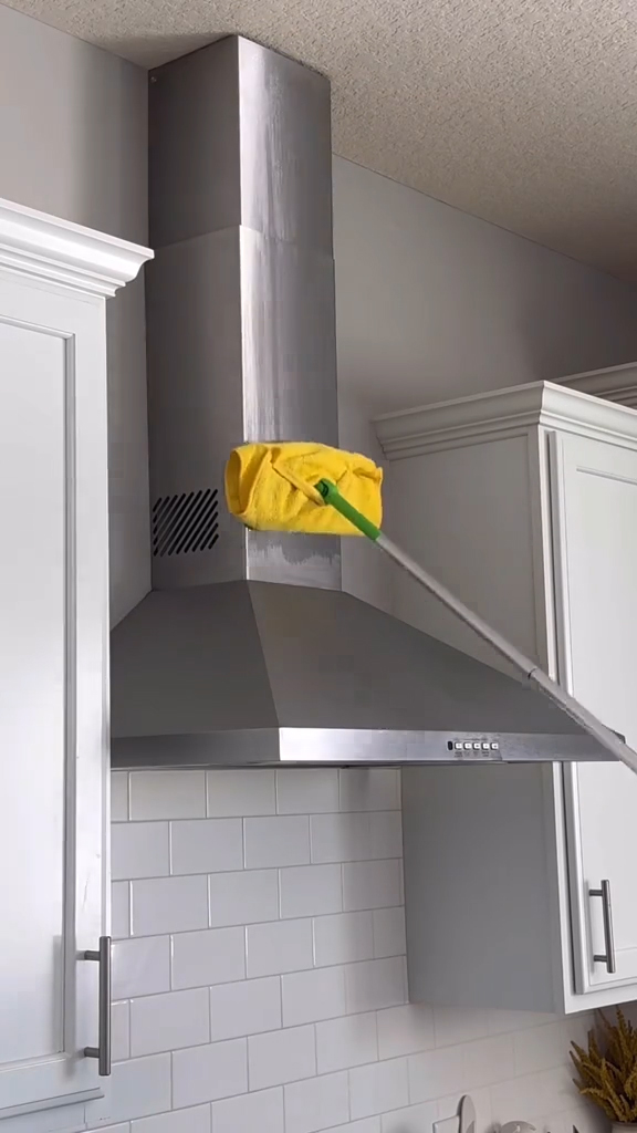 A cleaner's favorite cleaning hack is great for stainless steel