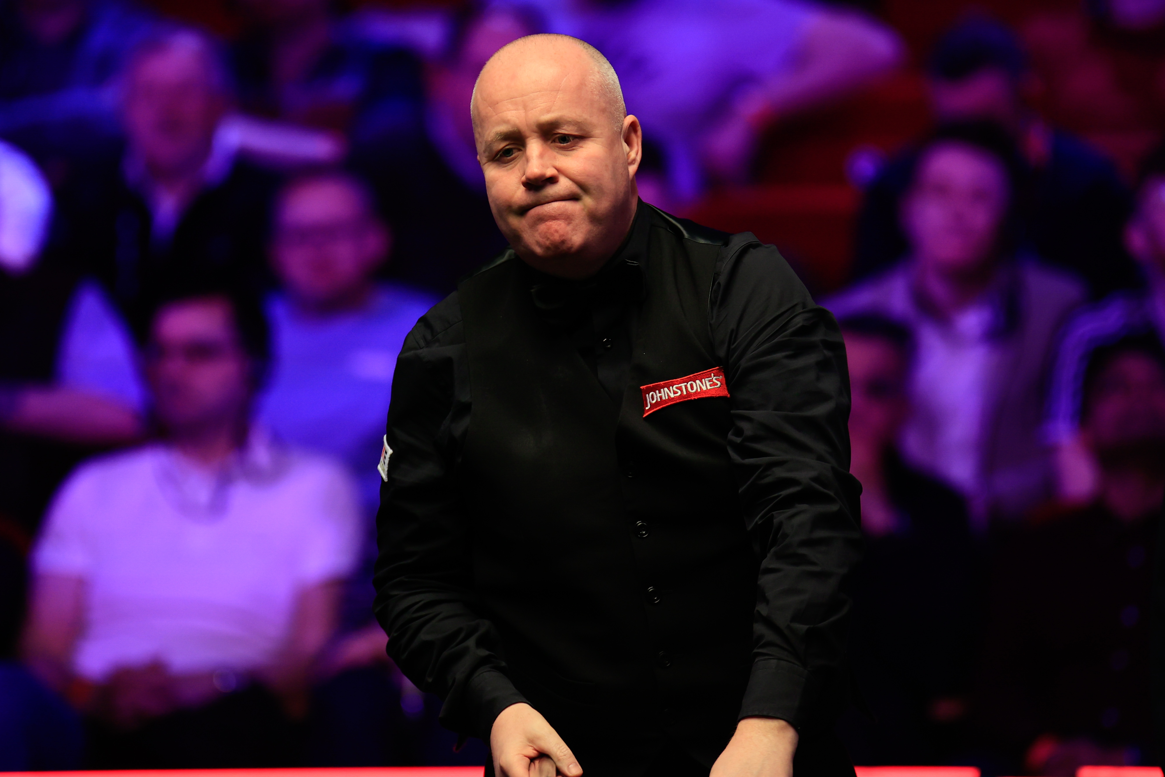 John Higgins saw his chance at a historic 167 spoilt by some fans