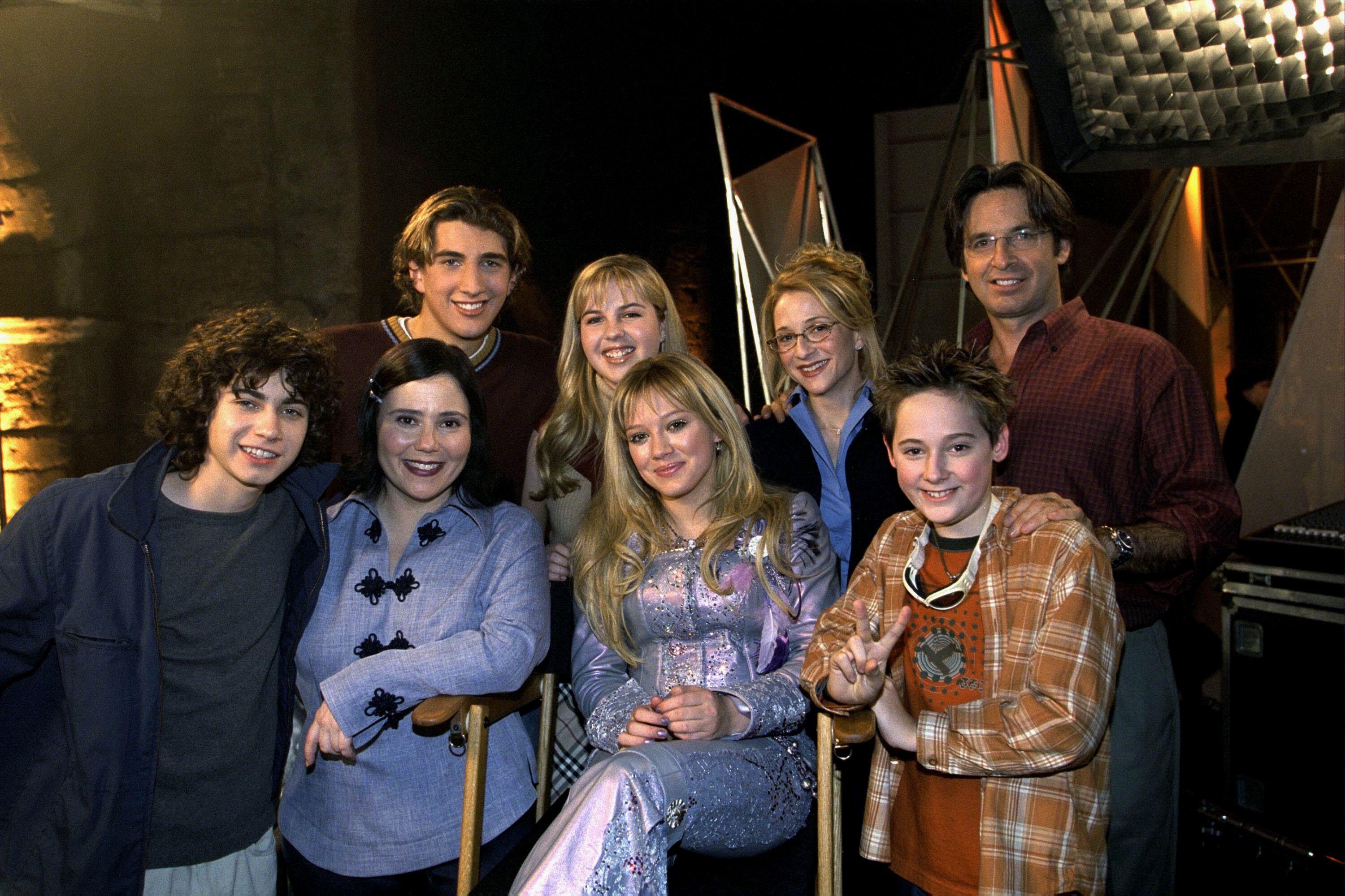 Clayton Snyder (top left), Yani Gellman, Carly Schroeder, Hilary Duff, Jake Thomas, Adam Lamberg and Ashlie Brillaut