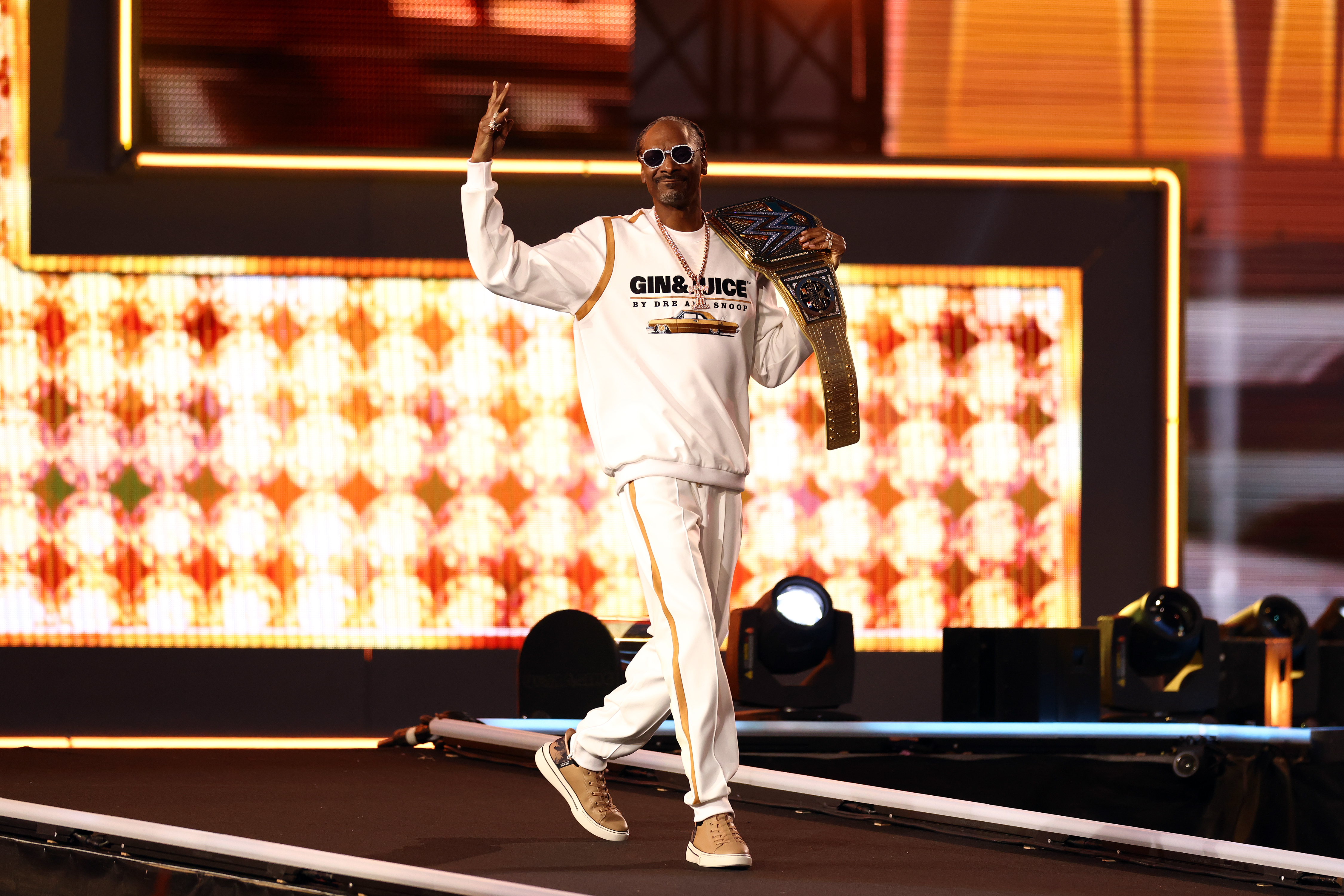 Snoop Dogg provided commentary during the WrestleMania 40 match