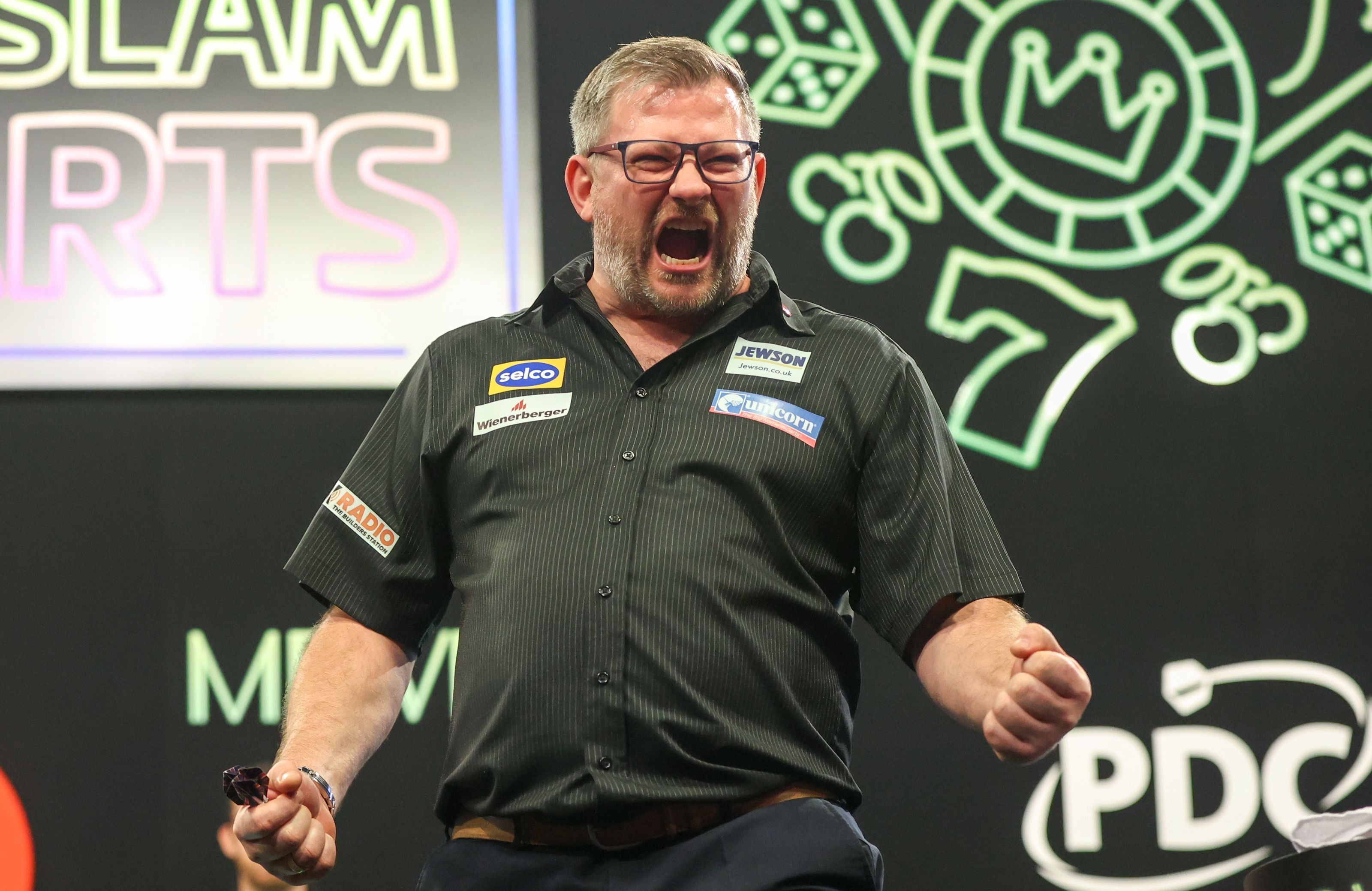 James Wade has heaped praise on a darts prodigy