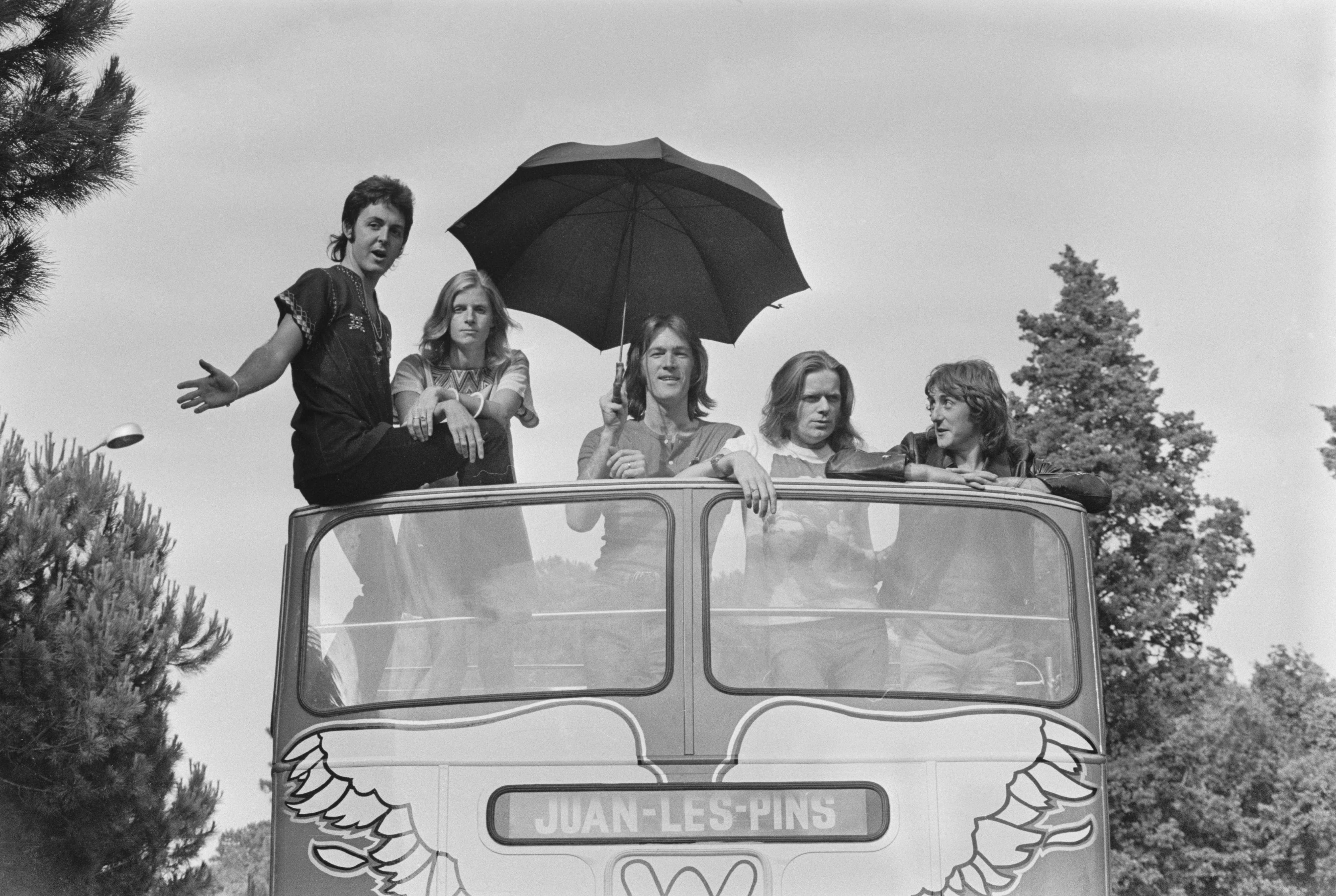 McCartney, Linda, Denny Seiwel, Henry McCullough, and Denny Laine on board in July 1972