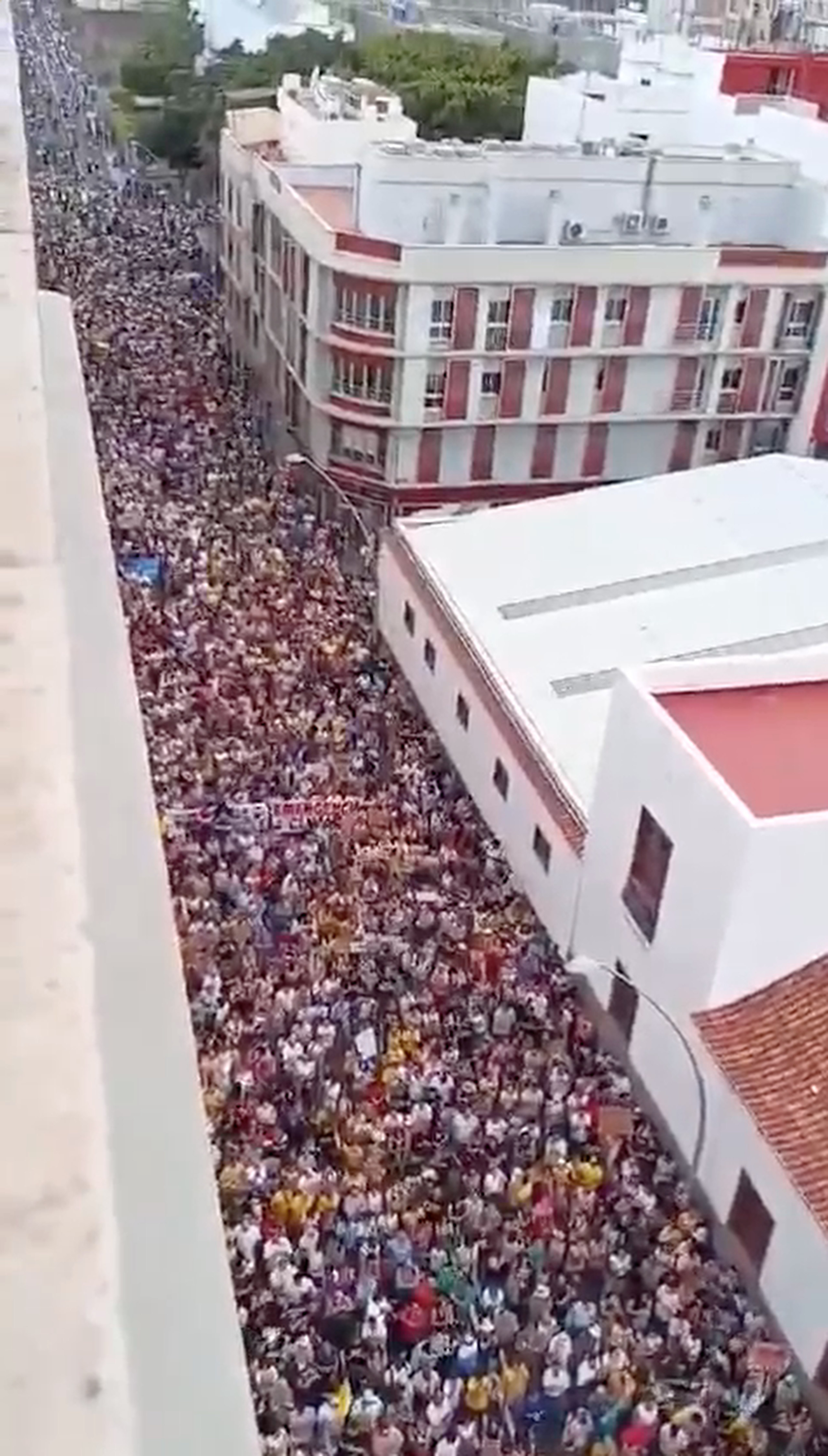 Thousands of people filled the street in Tenerife's capital