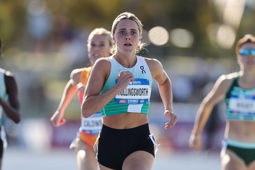 Nicola Olyslagers runs during a national championship race