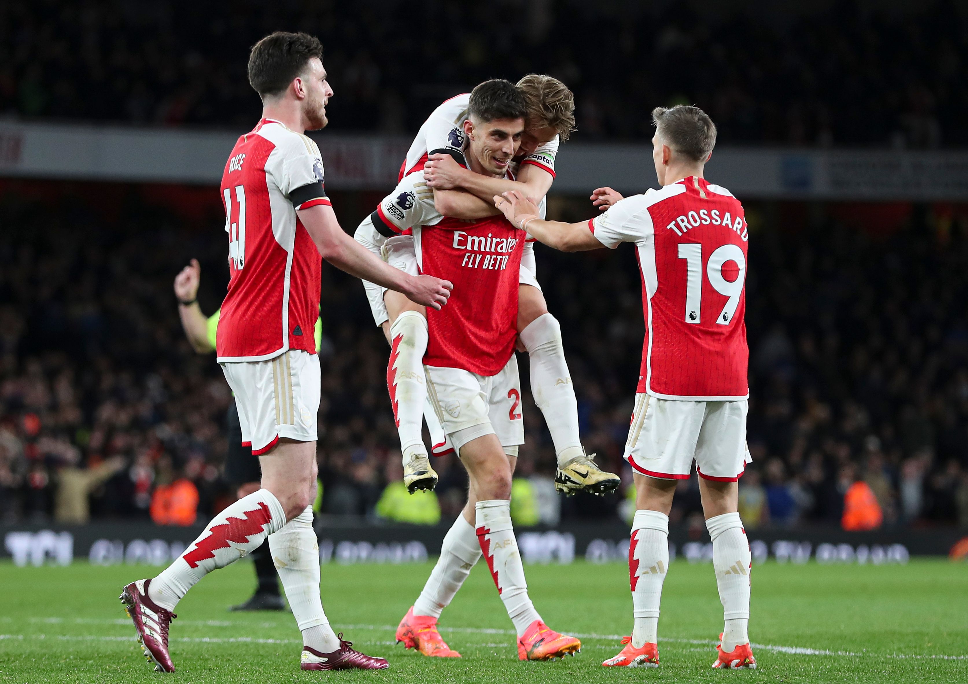 Arsenal ran out 5-0 winners over Chelsea on Wednesday night