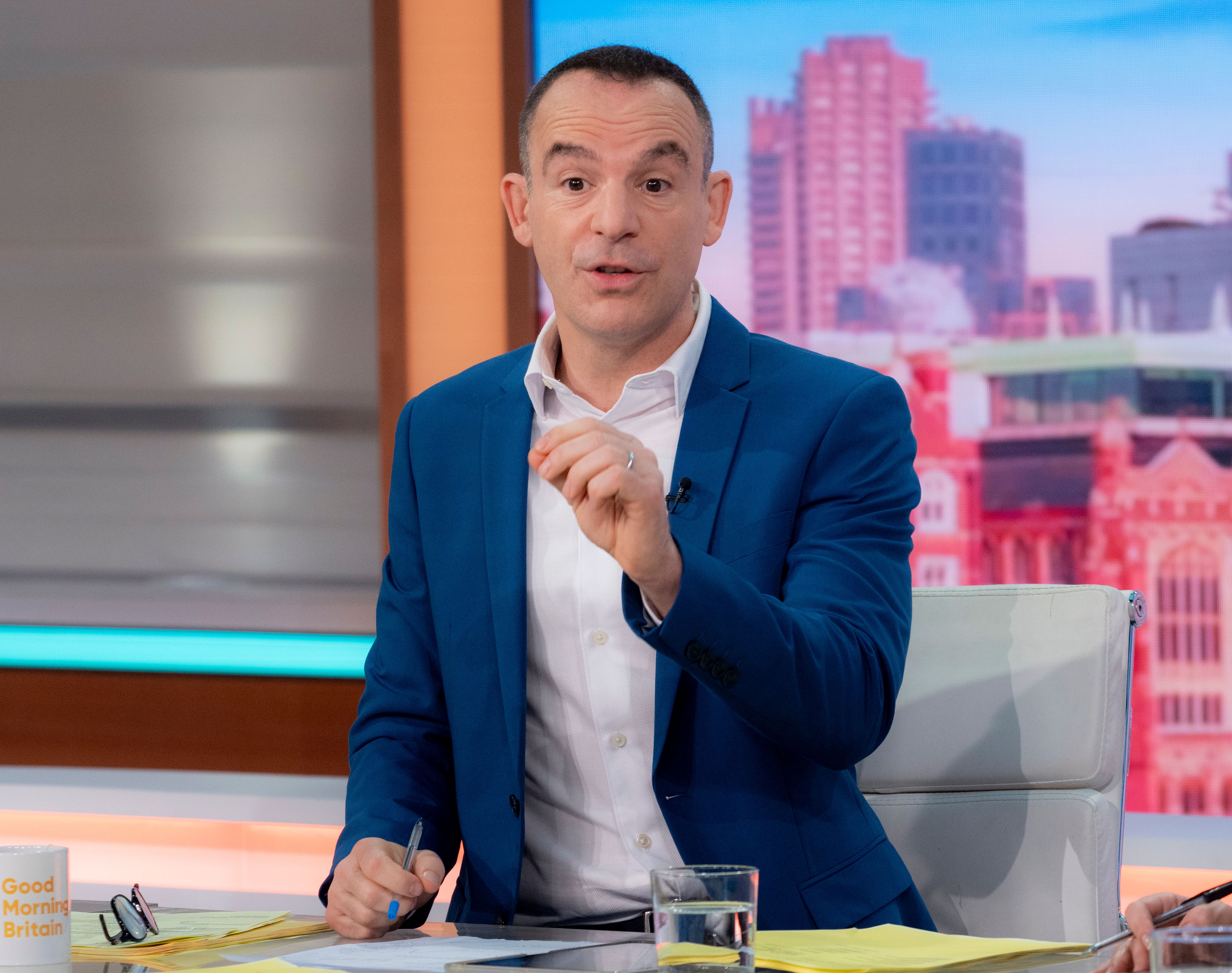 Martin Lewis and his team at Money Saving Experts has issued a 'crucial' warning to all unmarried British couples