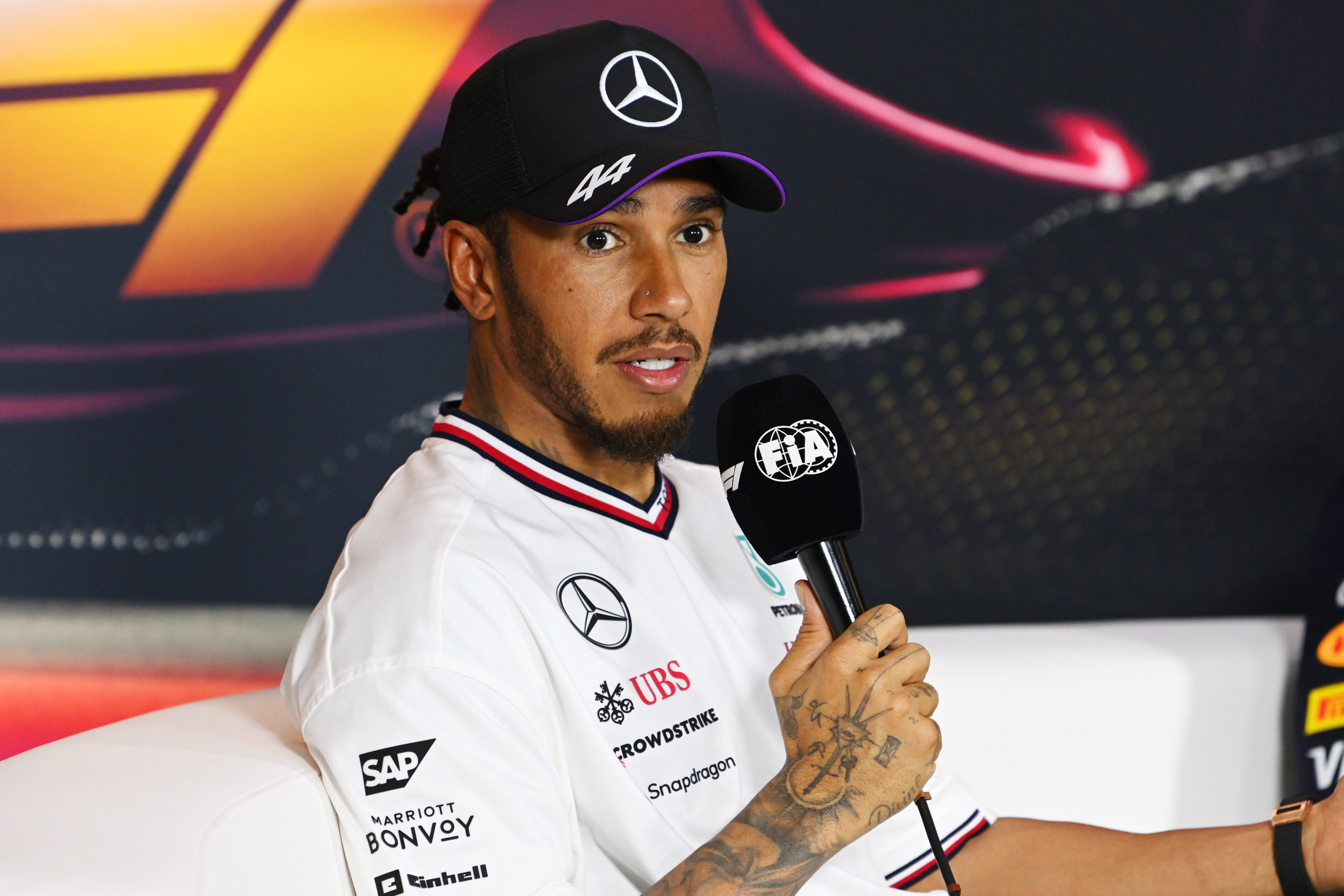 Lewis Hamilton let out his frustration after a poor Q1