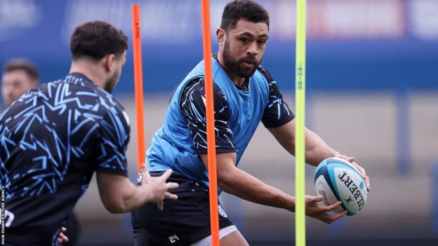 Taulupe Faletau back in training with Cardiff