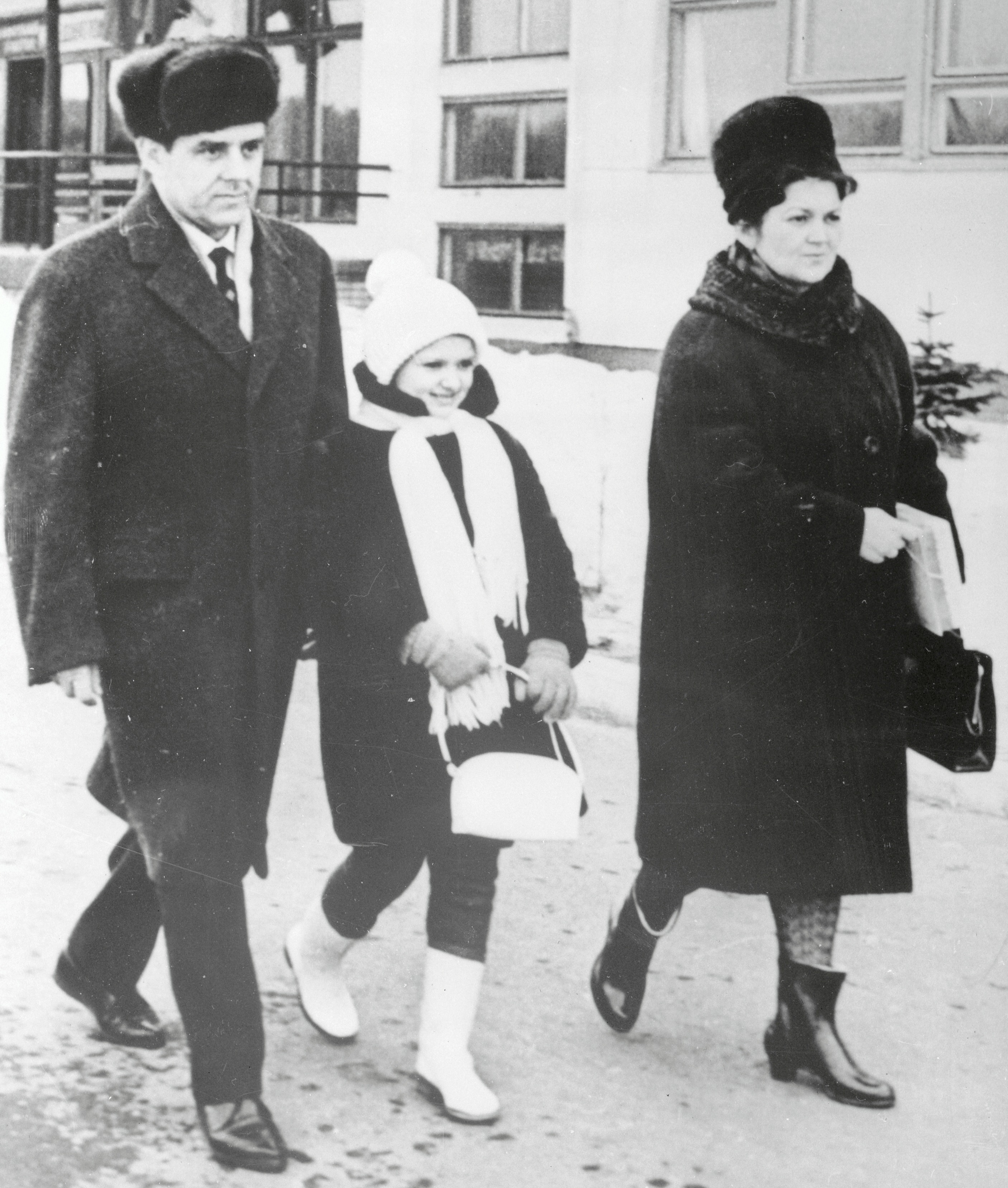 Komarov with his wife, Valentina and daughter, Irina