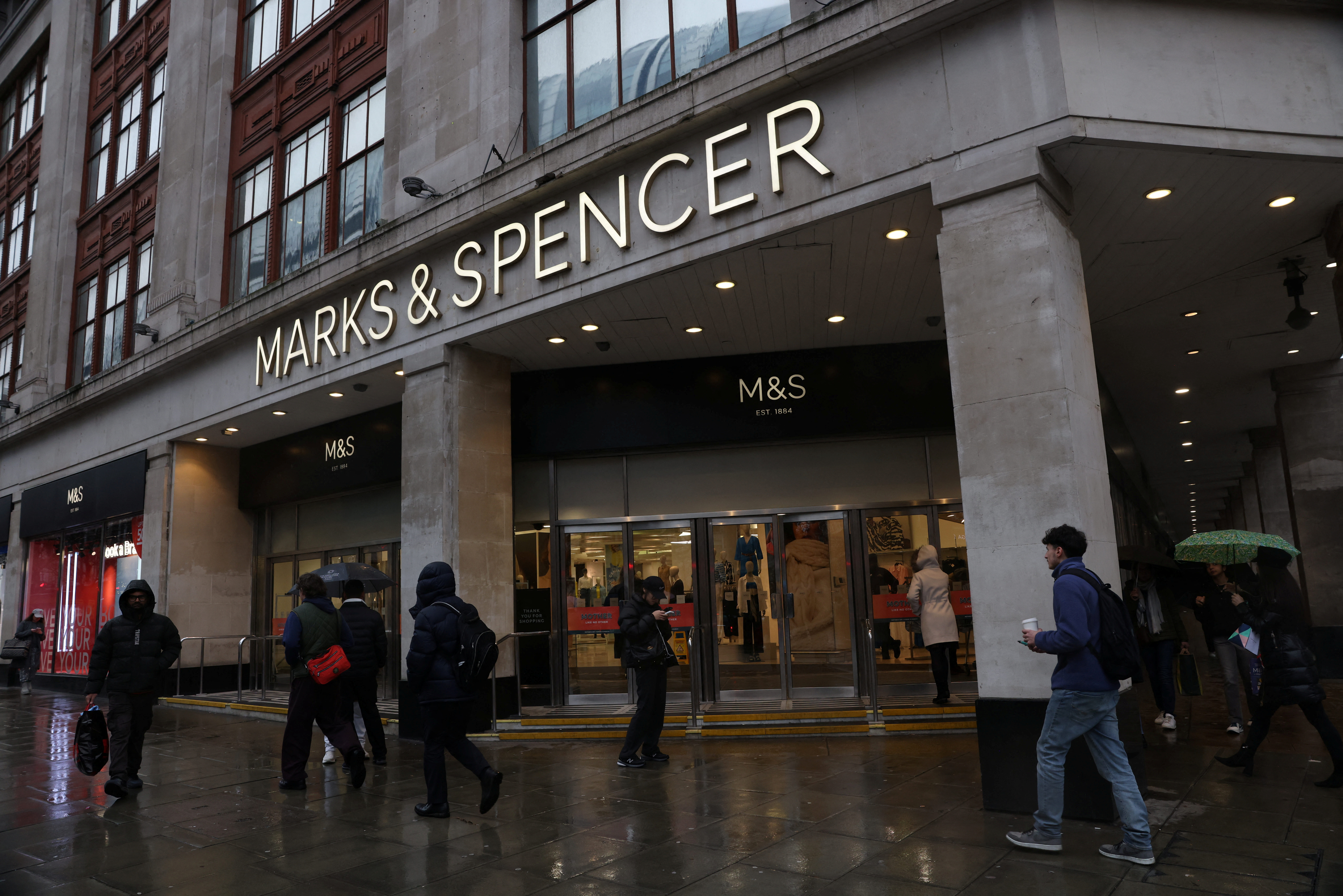 Martin Lewis' team have revealed how you can get a beauty deal at M&S