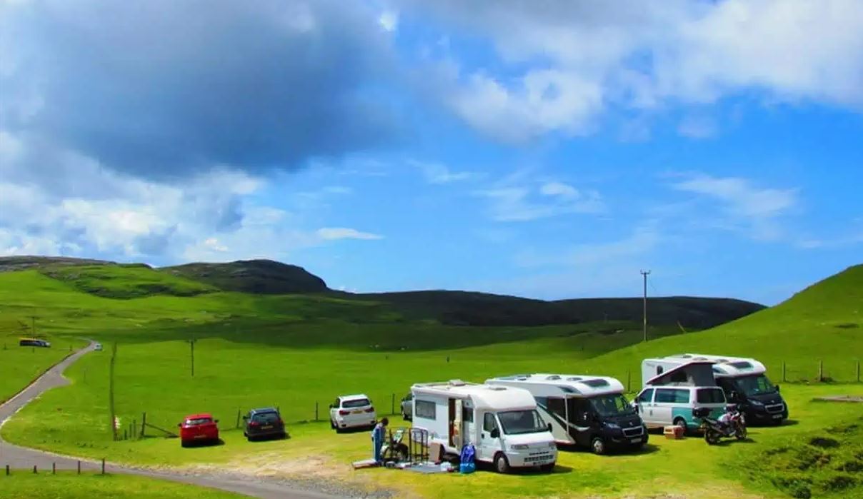 The campsite is found next to a cafe right in front of the beach